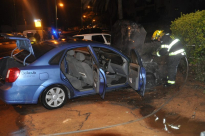  بالصور: فجر اليوم - احتراق مركبة في حي حشمونائيم بمدينة اللد دون إصابات